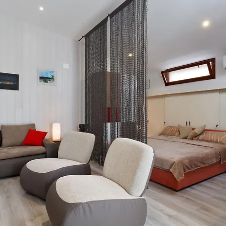 Luxurioeses Haus Direkt Am Strand, Grosse Terrasse, Pool Dom wakacyjny *