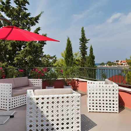 Luxurioeses Haus Direkt Am Strand, Grosse Terrasse, Pool *