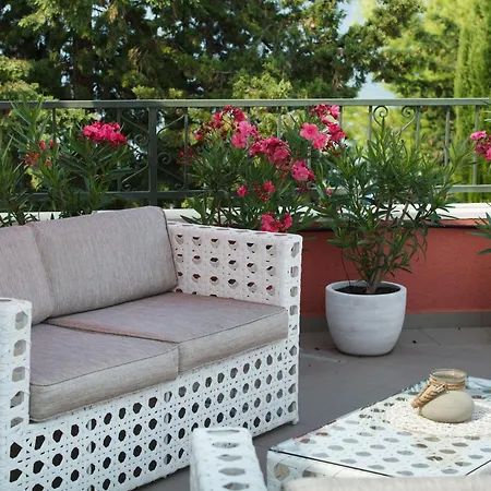 Dom wakacyjny Luxurioeses Haus Direkt Am Strand, Grosse Terrasse, Pool *